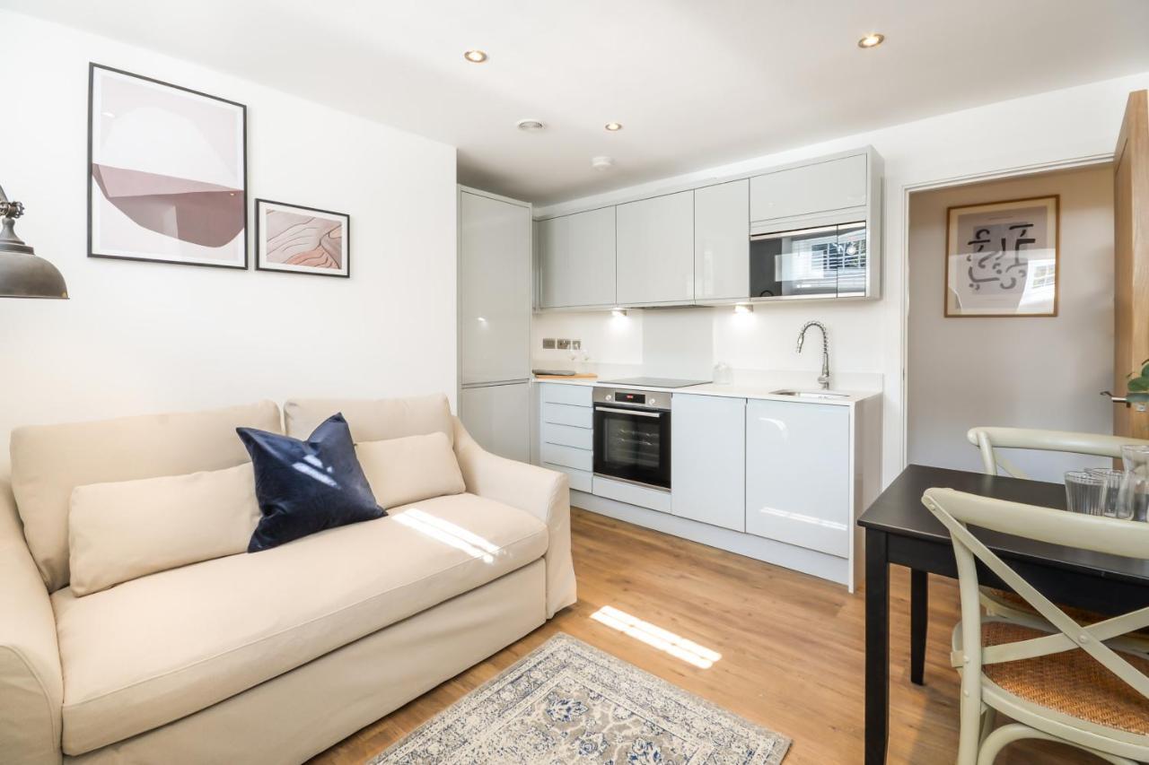 Apartment Concorde House Luxury - *