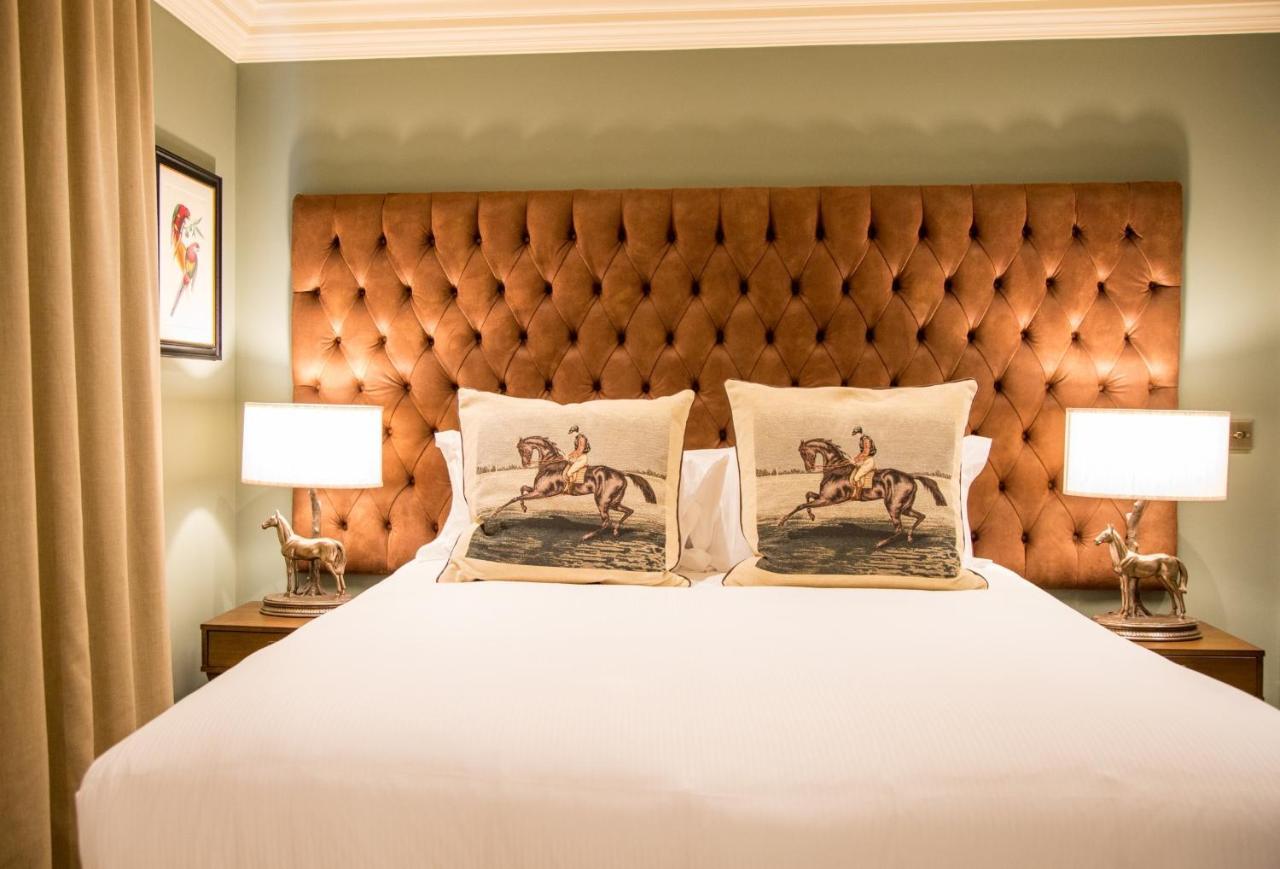 Hotel The