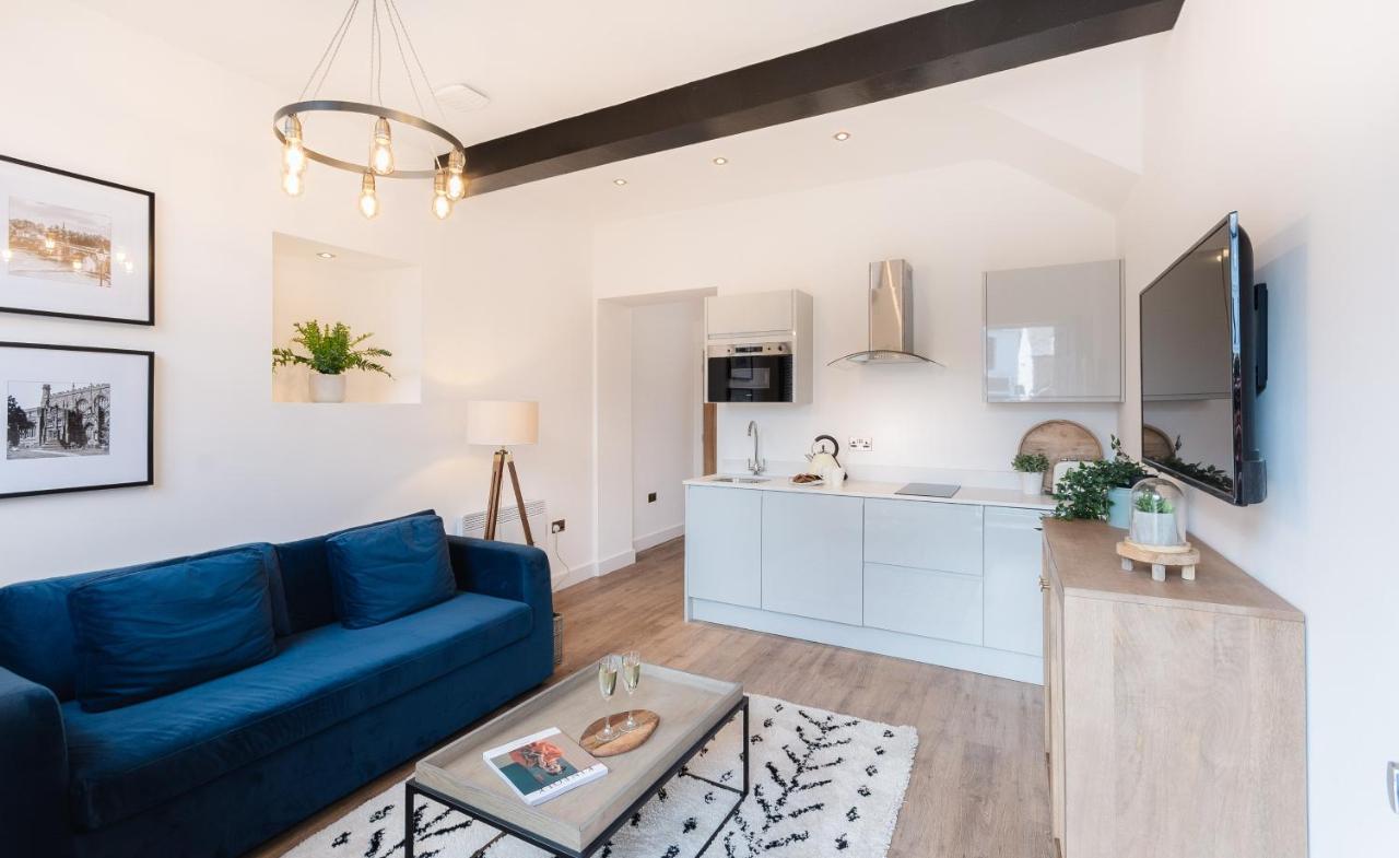 14-16 Grosvenor Street Stylish -
