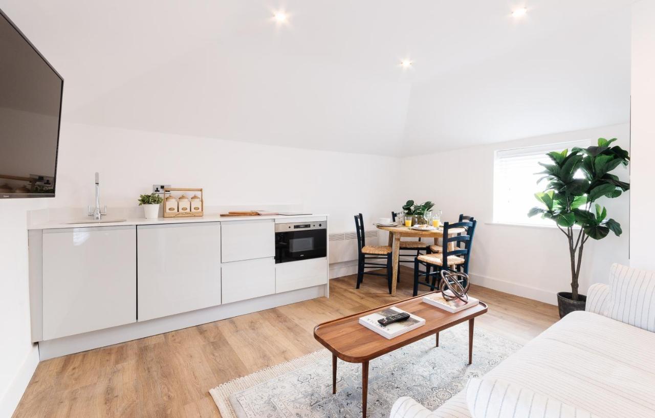 Apartment 14-16 Grosvenor Street Stylish -