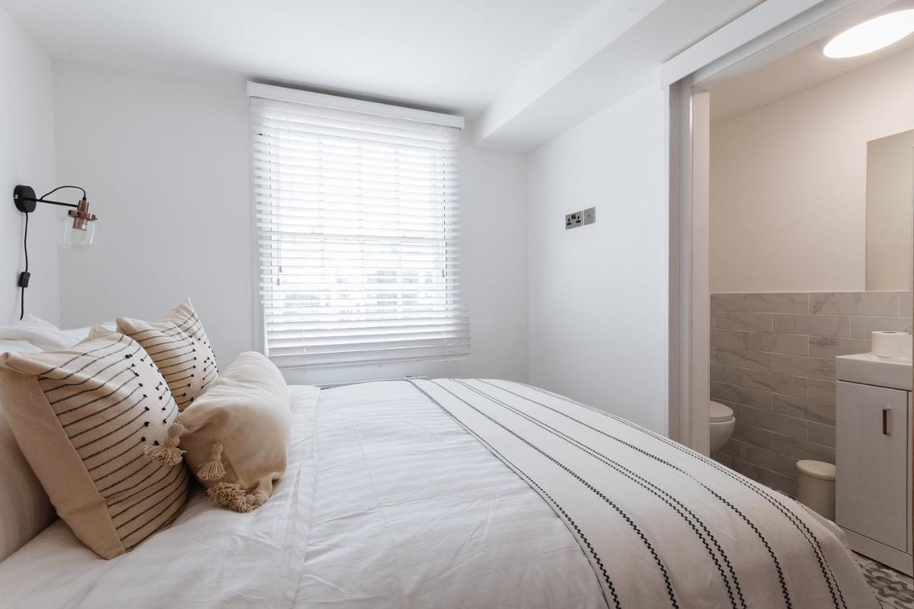 14-16 Grosvenor Street Stylish - *