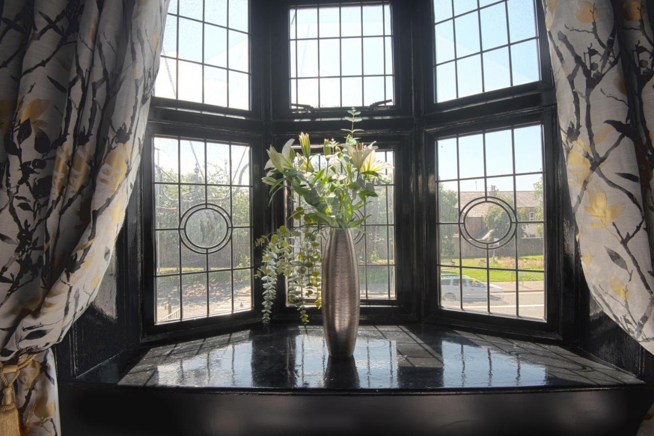 The Tudor Gathering - Events Groups - Up To 30 - Hot Tub Chester
