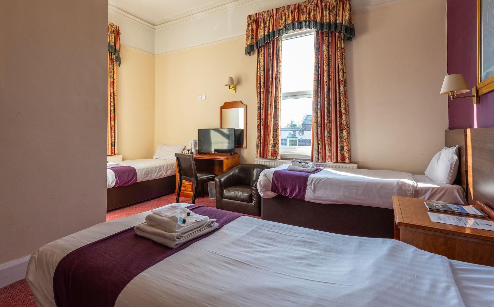 Dene Hotel 2*