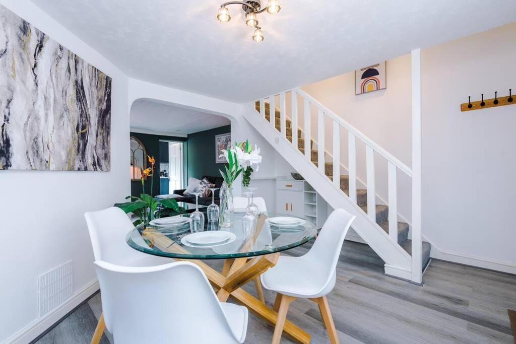 Town House Perfect For Leisure Breaks Chester