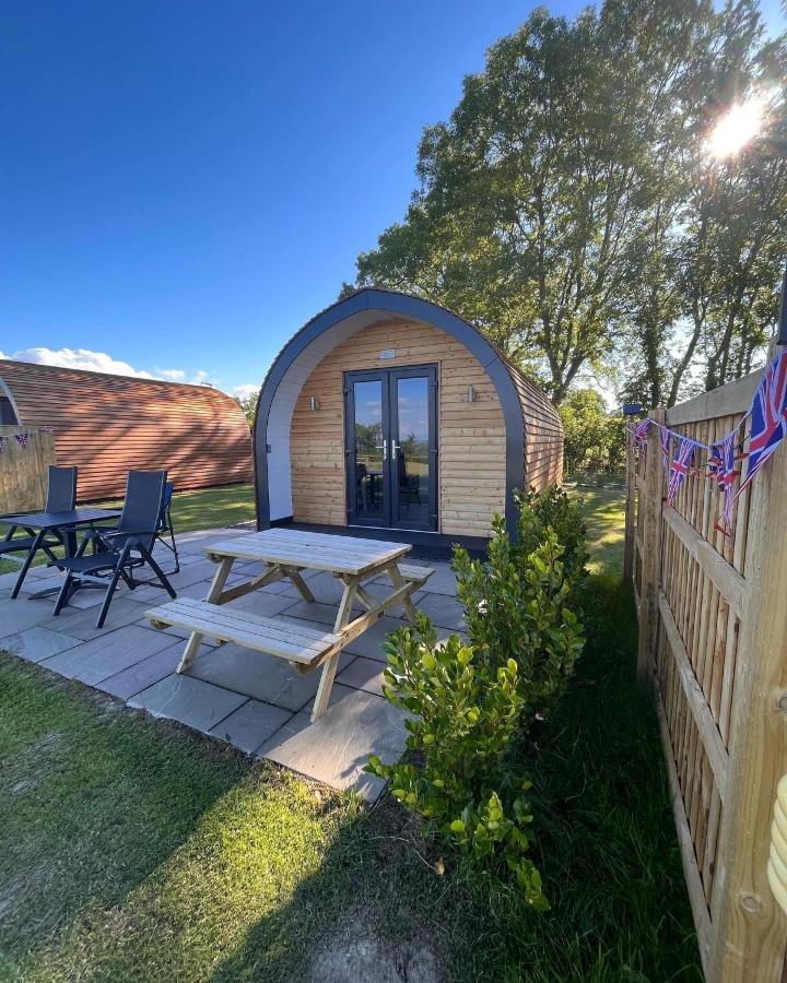 Honeypot Hideaways Luxury Glamping - Exclusively For Adults