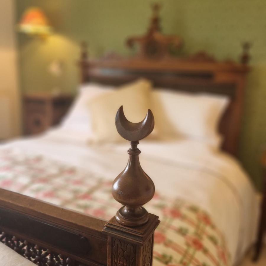 Golborne Manor *