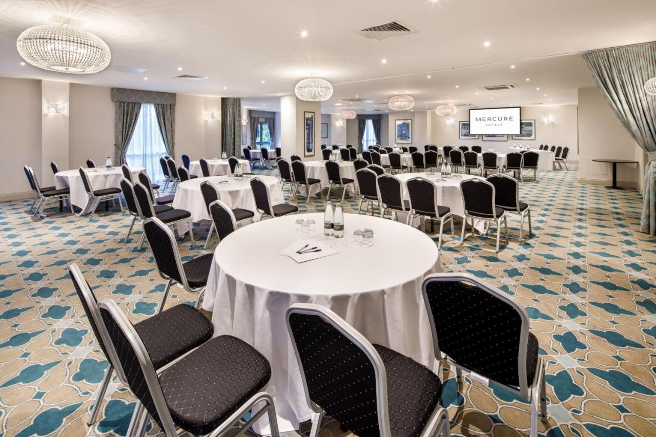 Hotel Mercure Abbots Well 4*