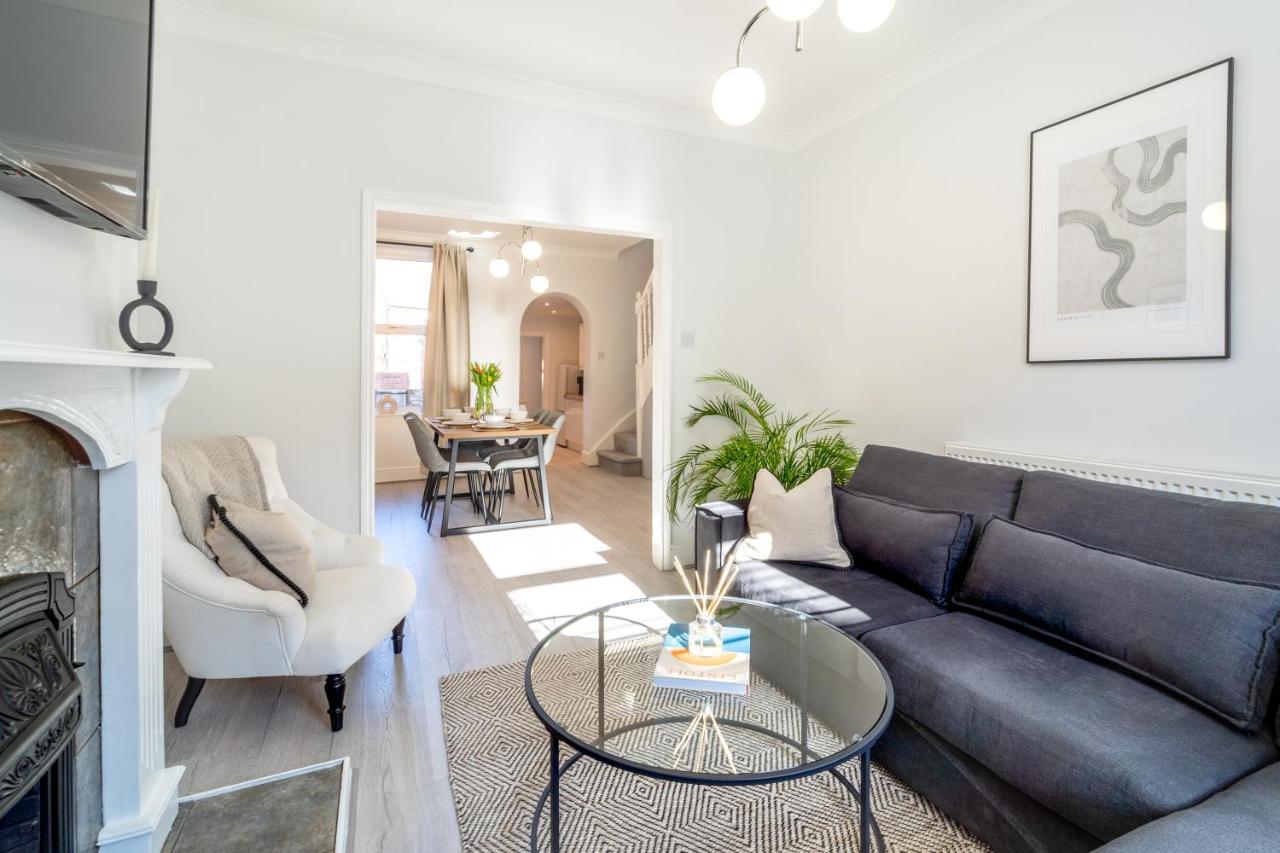 Southview - Three Bedroom House Holiday home Chester