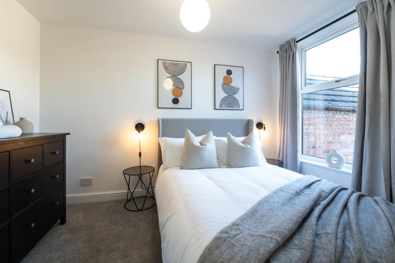 Southview - Three Bedroom House *