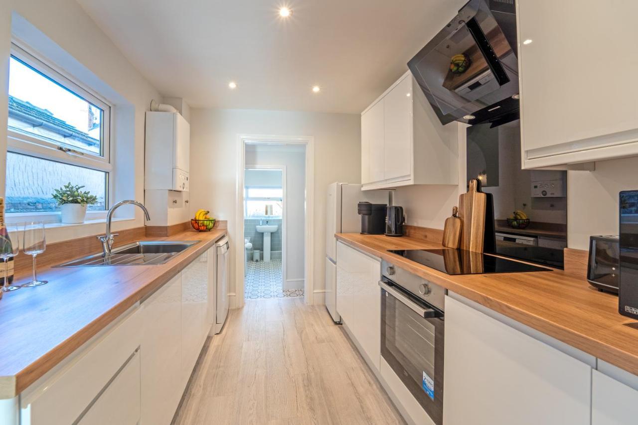 Southview - Three Bedroom House Holiday home *