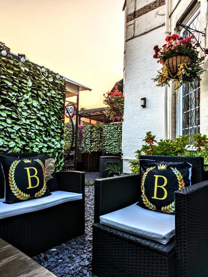 Brookside & Restaurant