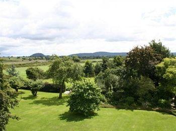 Higher Huxley Hall Hotel