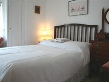 Higher Huxley Hall 3*