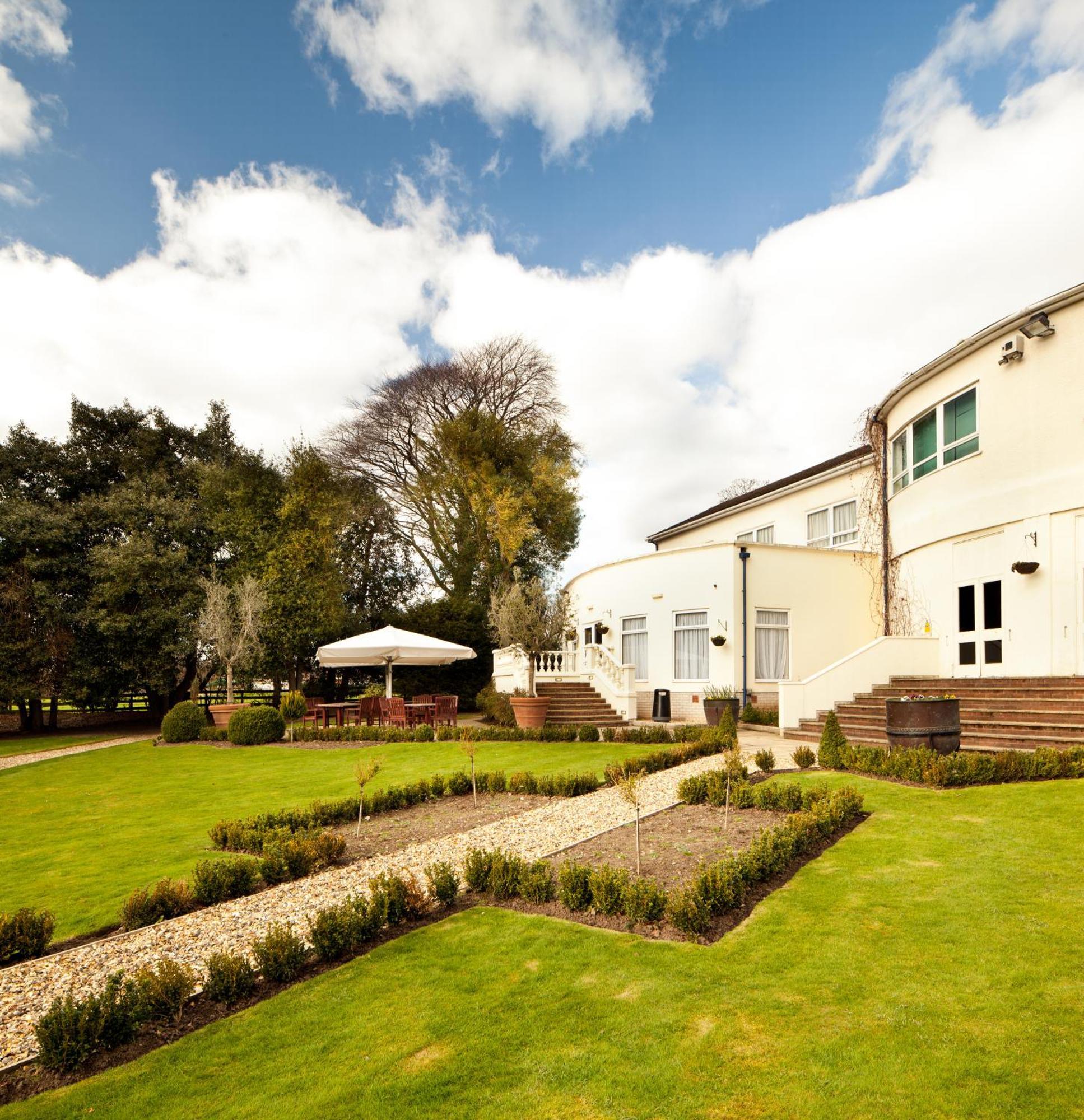 Hotel Mercure Abbots Well