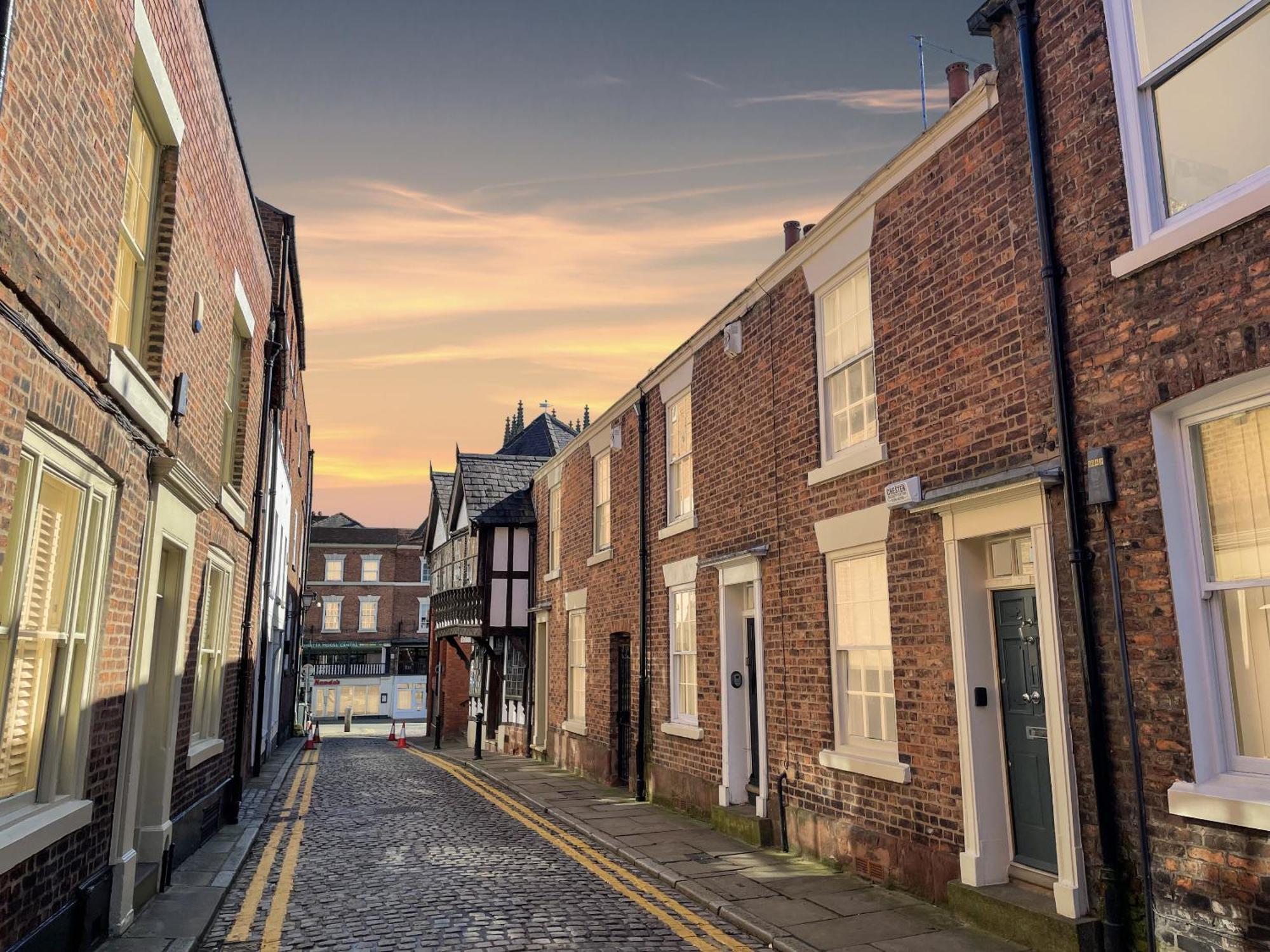 Centre Town House *
