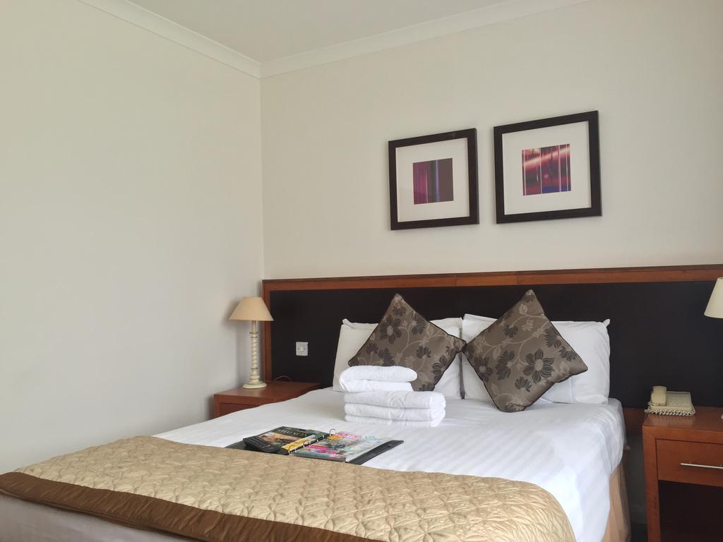Brook Mollington Banastre & Hotel Chester