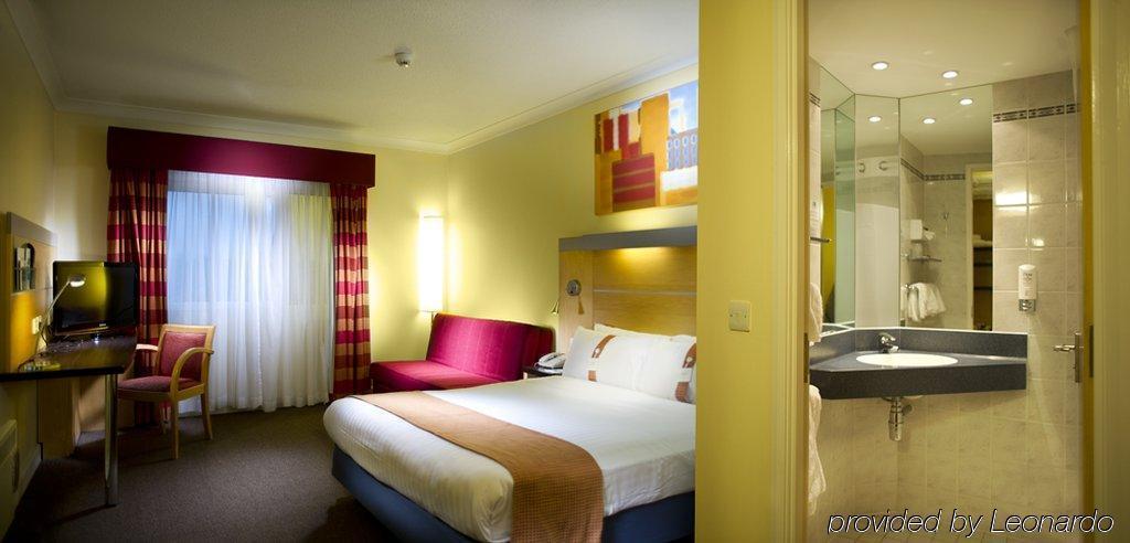 Express, Racecourse Hotel 3*