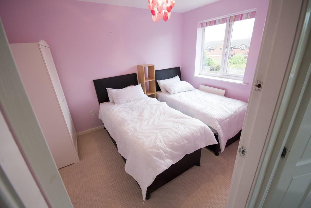 32 Pentland Close
