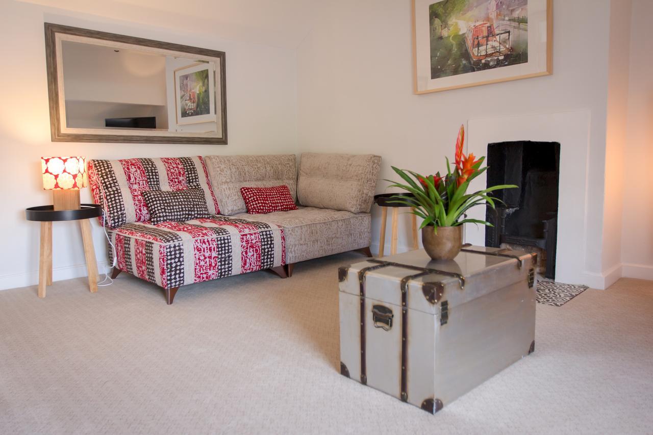 80 Watergate Street Bed & Breakfast