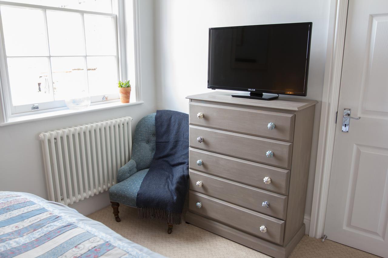 Bed & Breakfast 80 Watergate Street