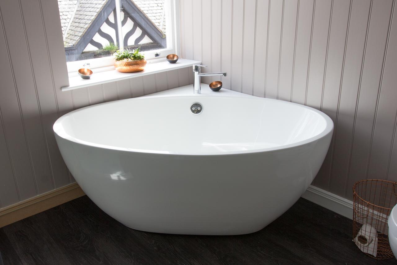 80 Watergate Street 3*