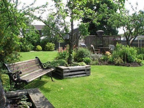 Guest house Roseville