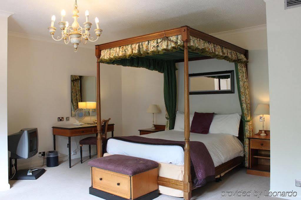 Brook Mollington Banastre & Hotel Chester