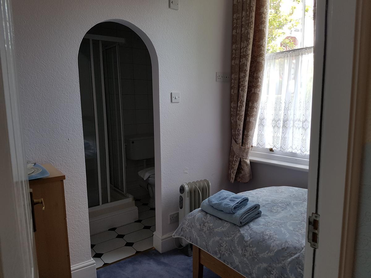 Guest house Alexandra