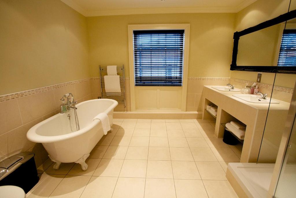 The Commercial Hotel Chester