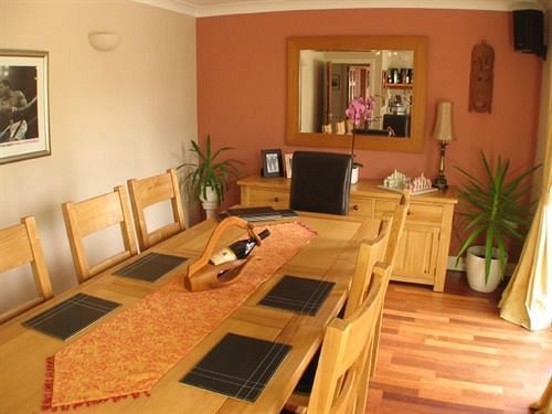 Guest house Roseville Chester