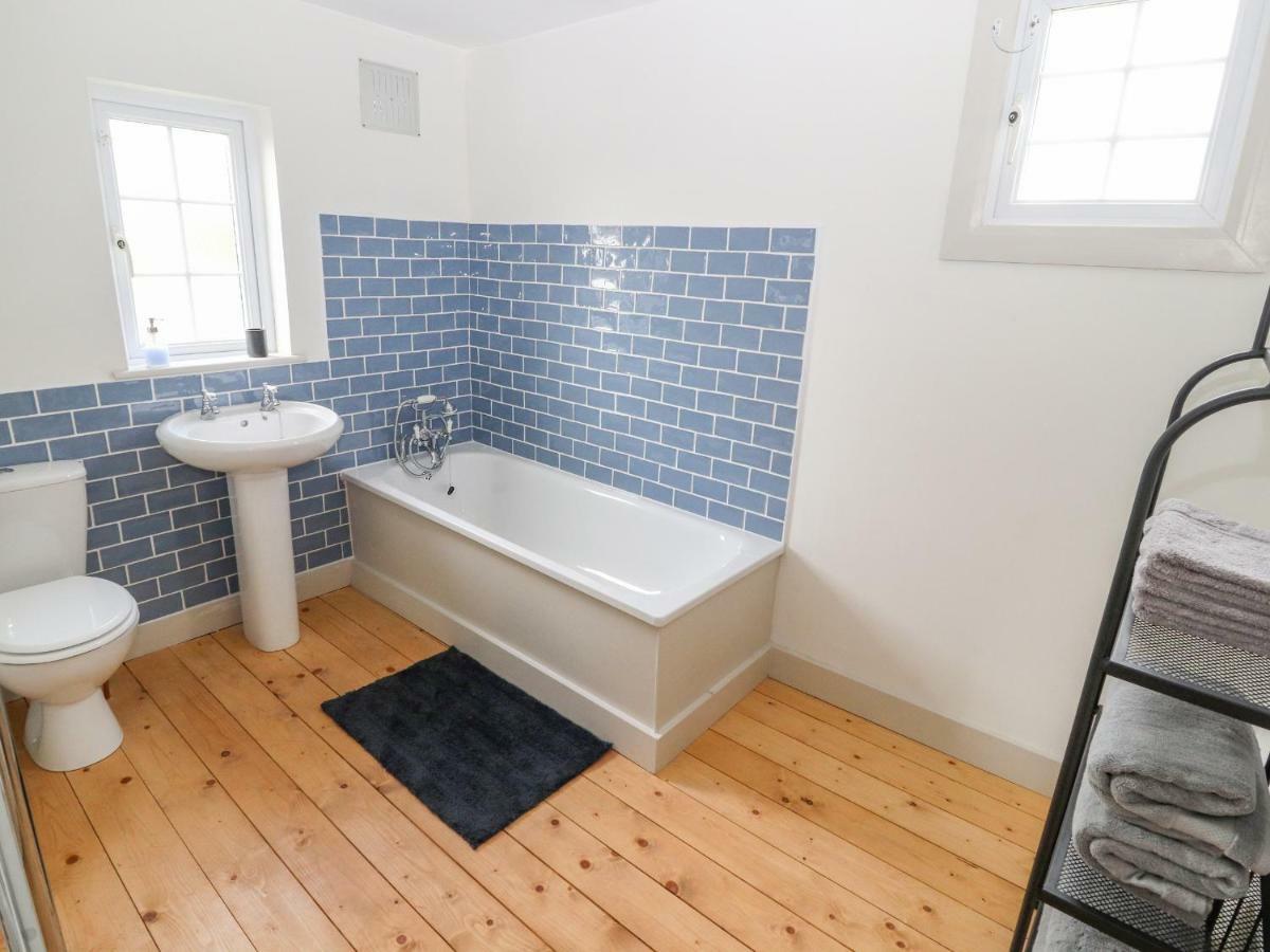 Apartment Well House Farm Flat 2 *