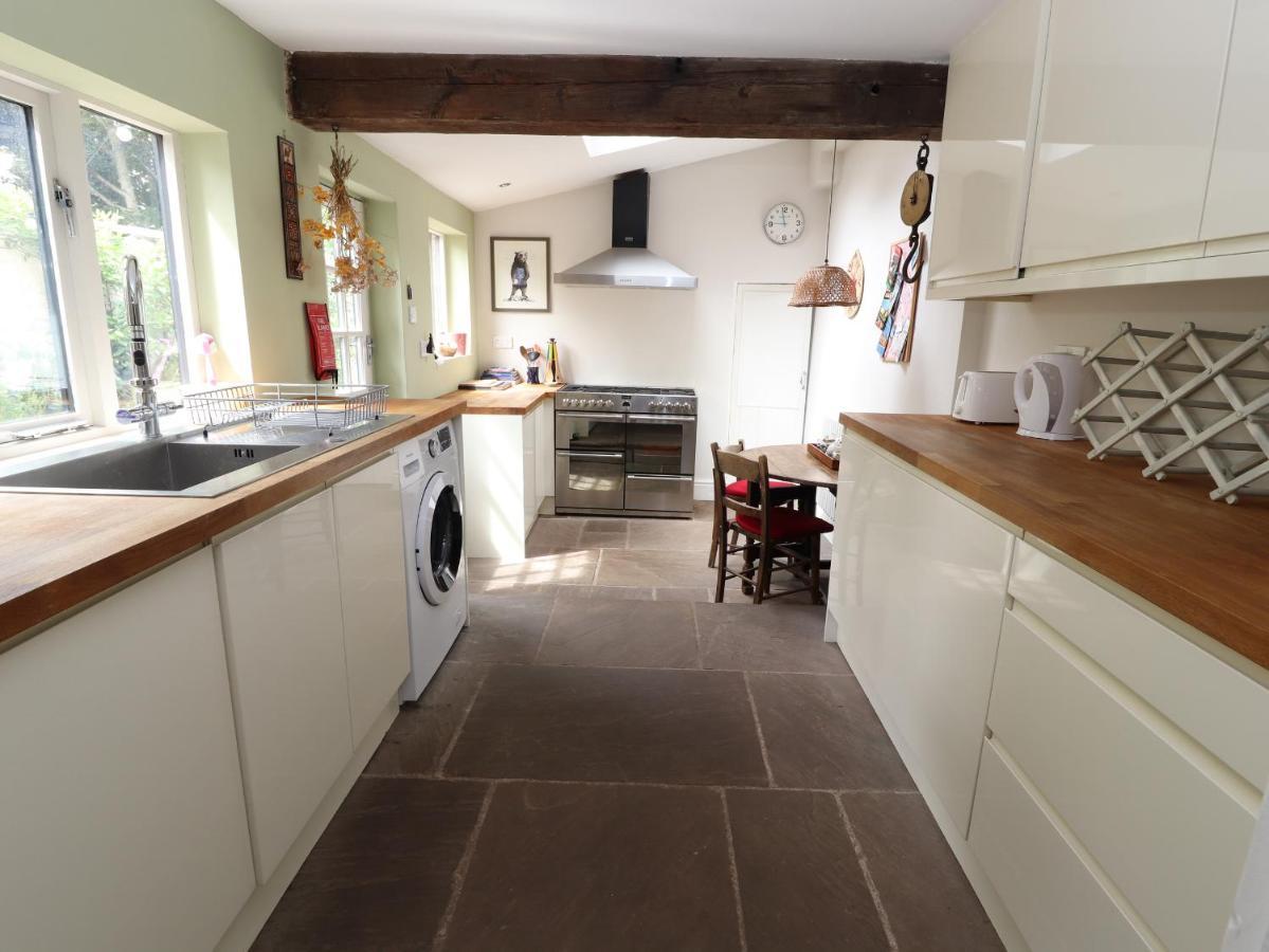 Holiday home 2 Ashby Place *