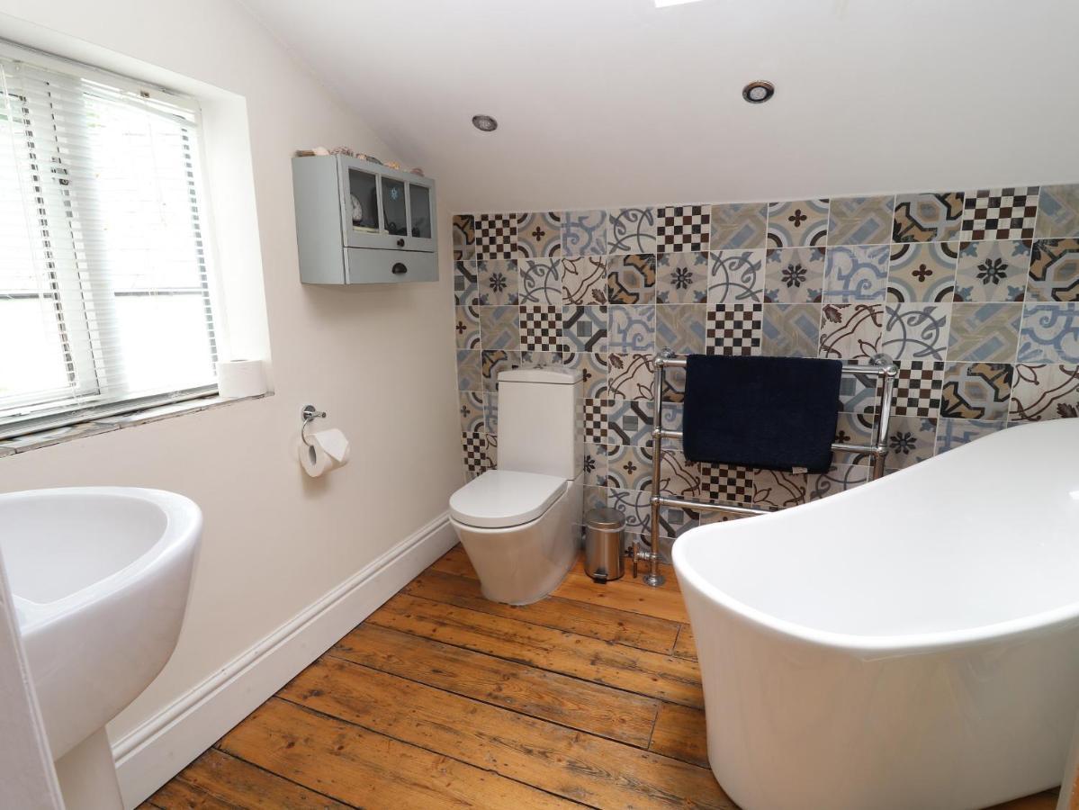 2 Ashby Place Chester