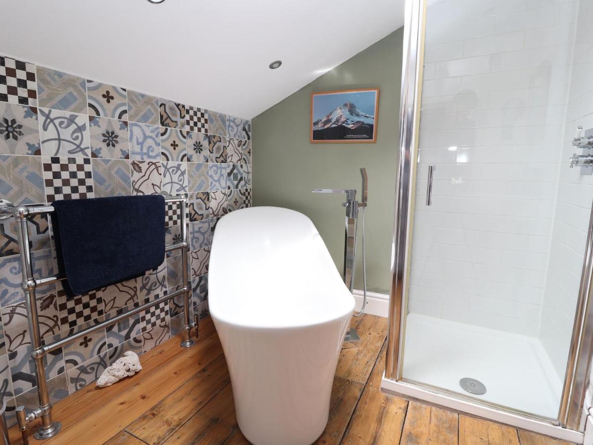 2 Ashby Place Holiday home