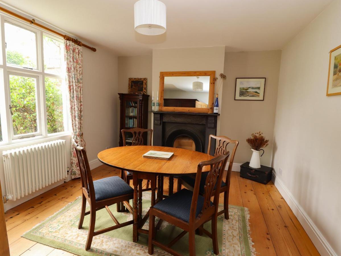2 Ashby Place Holiday home *