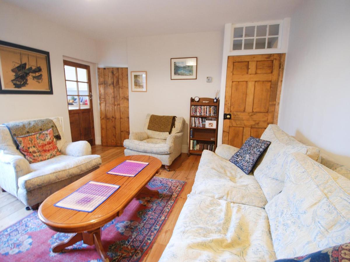 2 Ashby Place * Chester