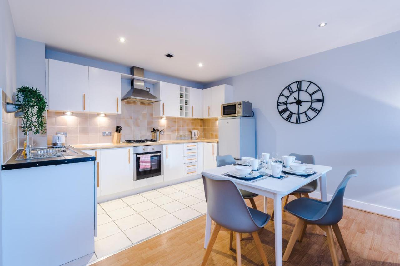 Douglas Executive Holiday home *