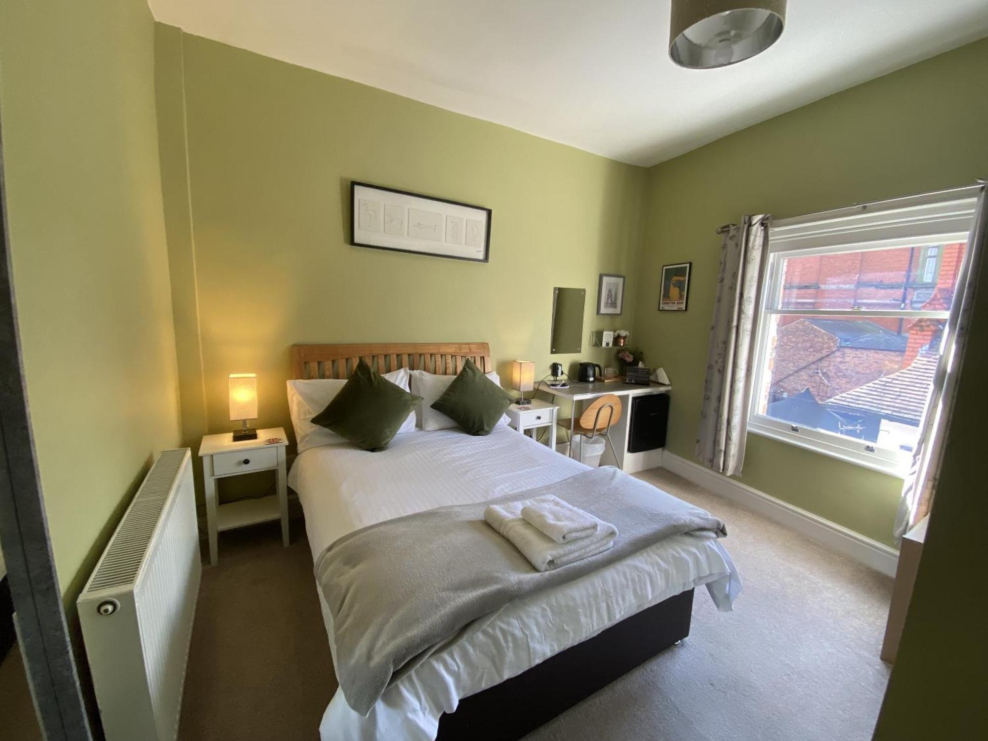 Grosvenor Place 3* Chester