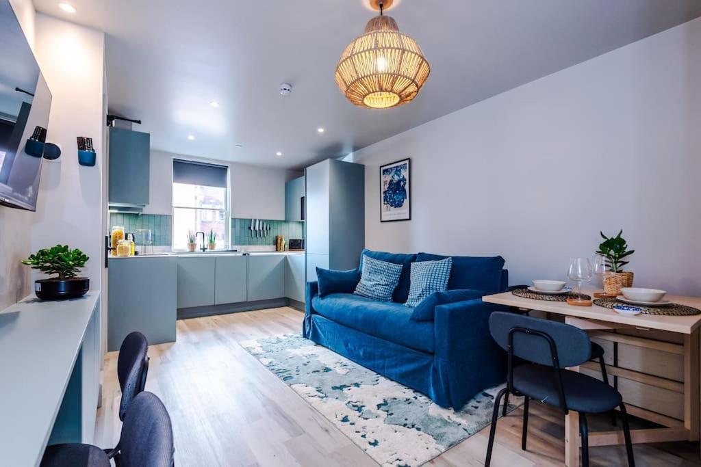 Elegant 2b Retreat Centre With Secure Parking Chester