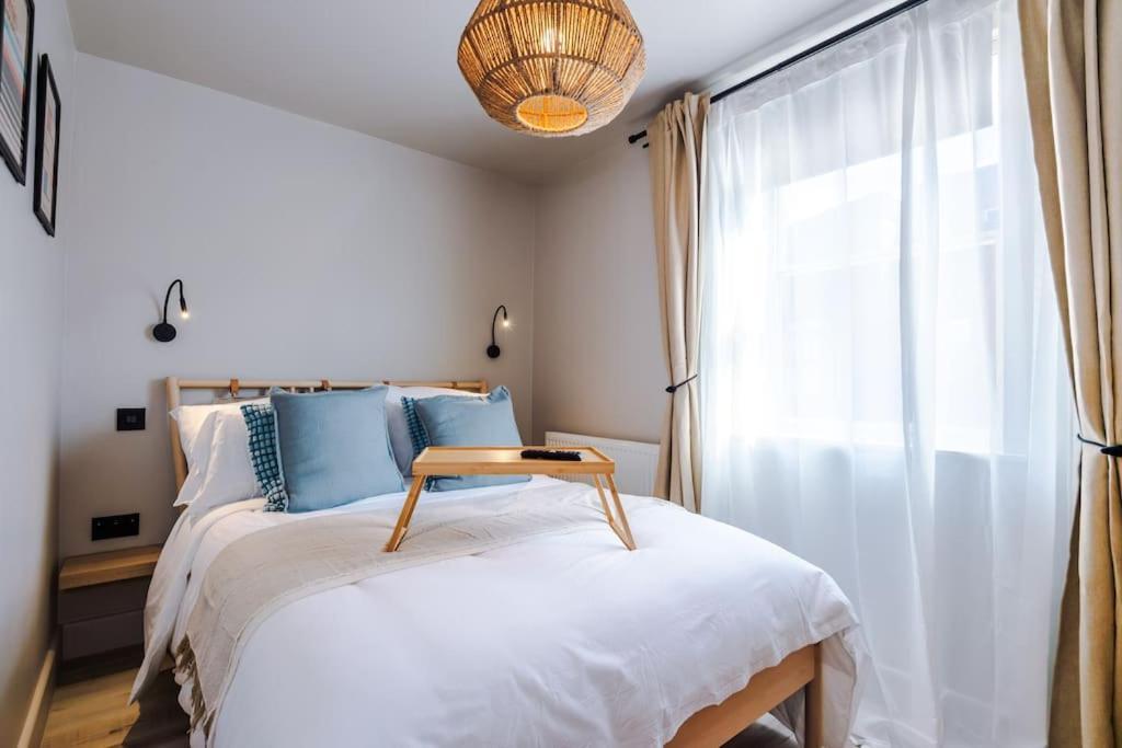 Elegant 2b Retreat Centre With Secure Parking