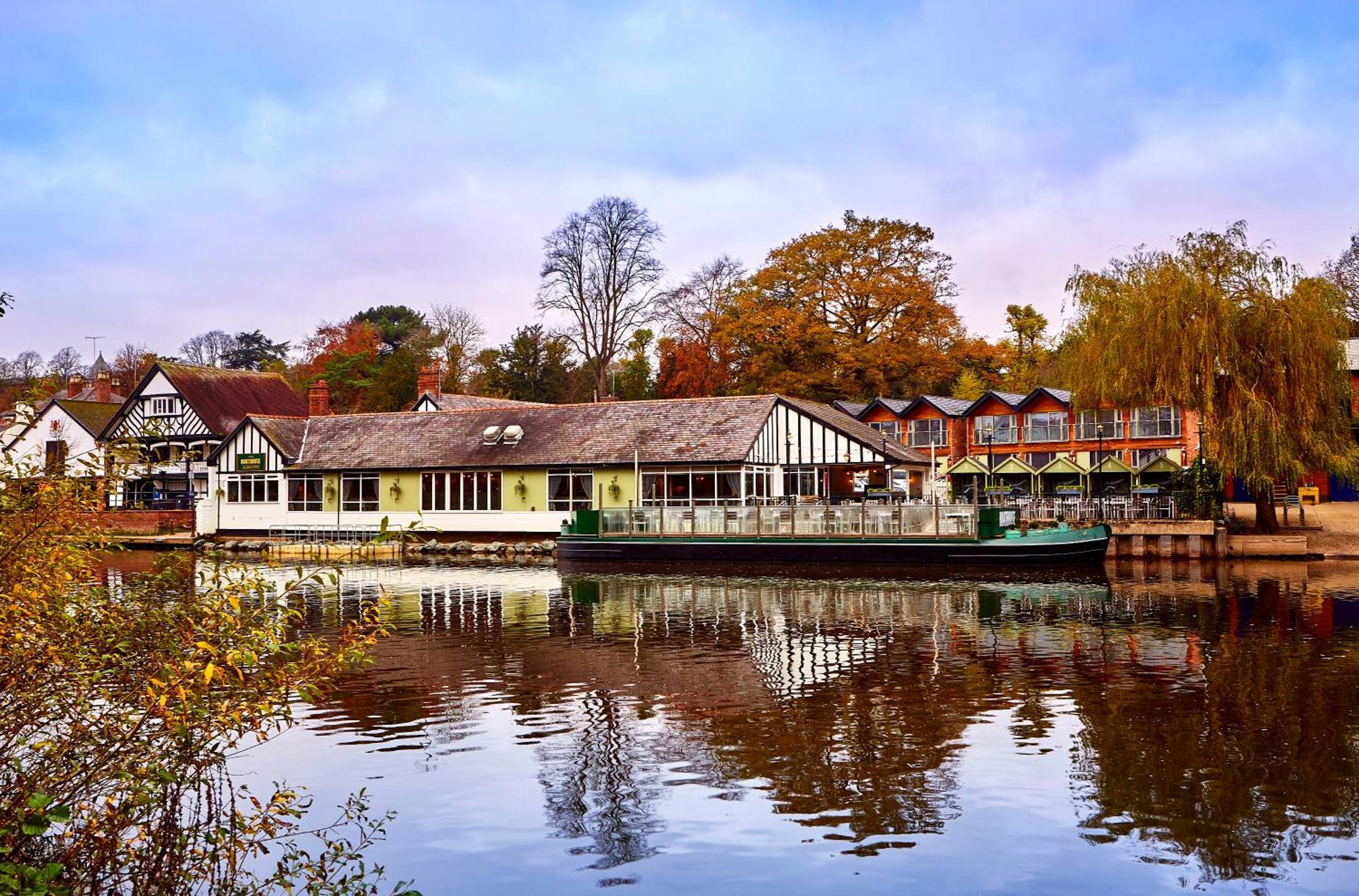 The Boathouse & Riverside Gasthof 4*