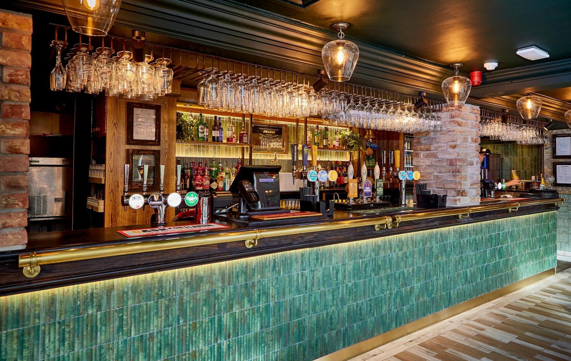 Gasthof The Boathouse & Riverside 4*