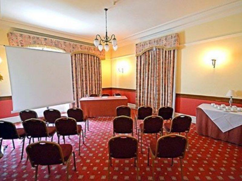 Hotel Dene 2*